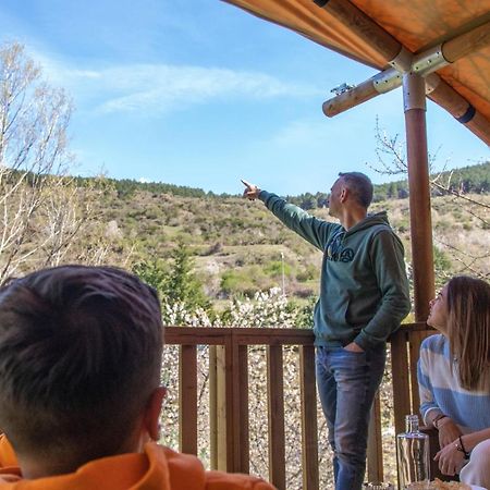 Camping Resort La Trapera Pradoluengo 外观 照片