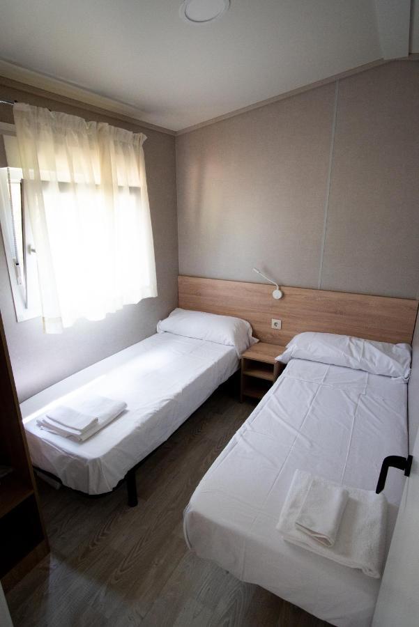 Camping Resort La Trapera Pradoluengo 外观 照片